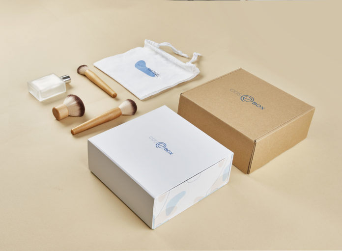 site-industries-cosmetiques A box with toothbrush, toothpaste and toothbrush.