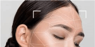 site-industries-cosmetiques Une image d'un visage de femme avec des lignes dessus, célébrant le premier anniversaire de la plateforme « préclinique » Skinobs.