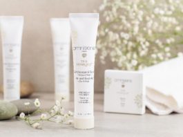 site-industries-cosmetiques 餐桌、护肤品