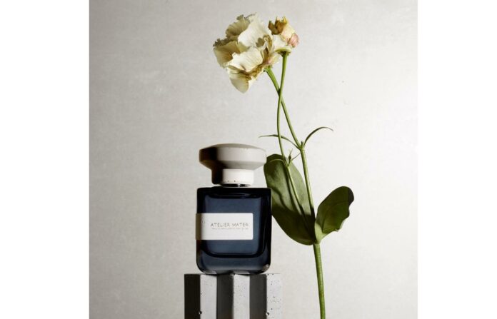 site-industries-cosmetiques A perfume bottle with a floral fragrance.