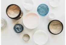 site-industries-cosmetiques Different types of skin care products on a white surface.