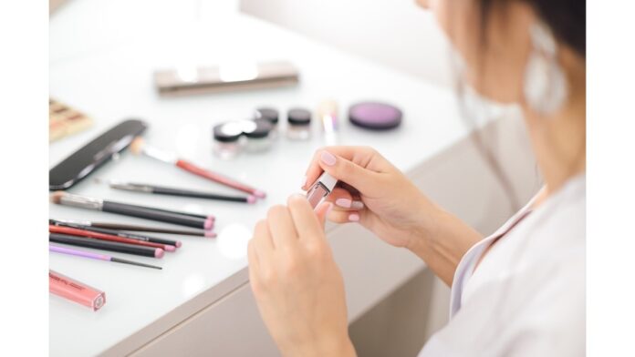 lipstick-4743984_1280