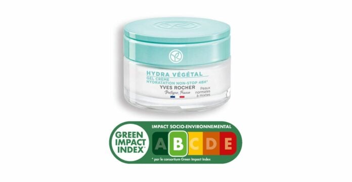 site-industries-cosmetiques A jar of Yves Rocher Hydra Végétal gel-cream with a light green lid is labelled "Hydratation Non-Stop 48H" for normal to combination skin. The Green Impact Index gives it a "C" rating, allowing products to be assessed on a color scale from A to E.