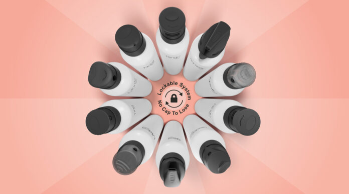 site-industries-cosmetiques 在粉色背景上，十个白色瓶子围成一圈，瓶盖分别为黑色、灰色和银色。中央圆圈上刻有 