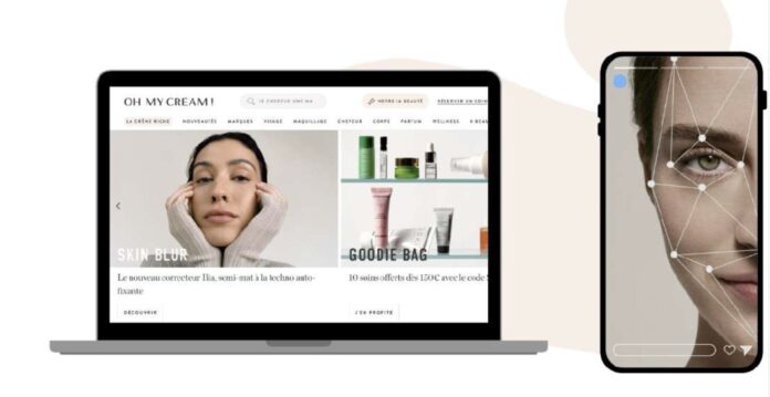 site-industries-cosmetics 一台笔记本电脑上显示着一个护肤品网站，上面有产品图片和一位正在抚摸自己脸部的女士。旁边，一部智能手机显示了一位女士的面部特写，并叠加了数字面部测绘线。.