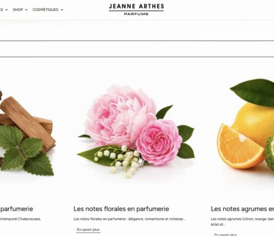 site-industries-cosmetiques Three illustrations represent the fragrance notes: wood and leaves for woody notes, pink flowers for floral notes, and a lemon accompanied by an orange slice and leaves for citrus notes. A text in French describes each note below the illustration.