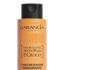 site-industries-cosmetiques Un flacon orange d'huile de douche « Anti-Peau de Croco » de Garancia Paris, destiné aux peaux sèches et sensibles, dont l'étiquette est rédigée en français. Le flacon est muni d'un bouchon noir et contient 400 ml de produit pour le visage et le corps.